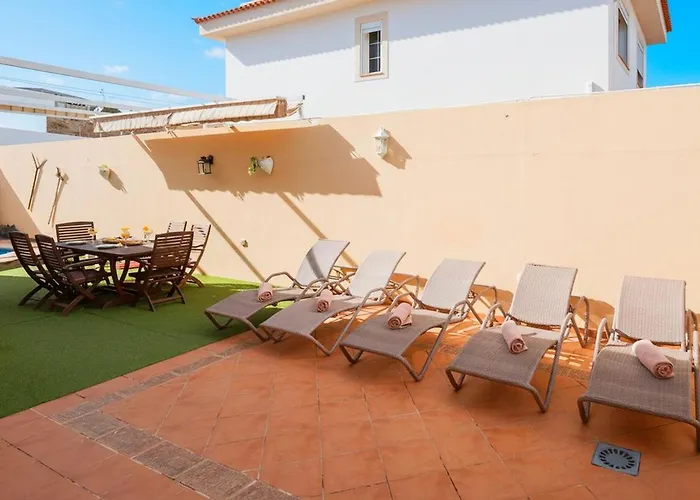 Lava Rural 度假居 *